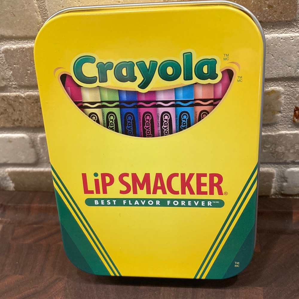 Crayola Lip Smacker Crayon Set - Multicolor
NWOT